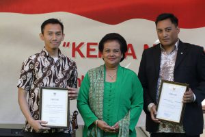 Perwakilan Masjid dan JKI Menerima Penghargaan